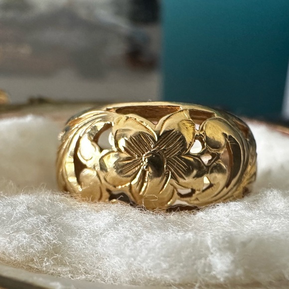 Na Hoku 14k gold ring - Picture 3 of 4